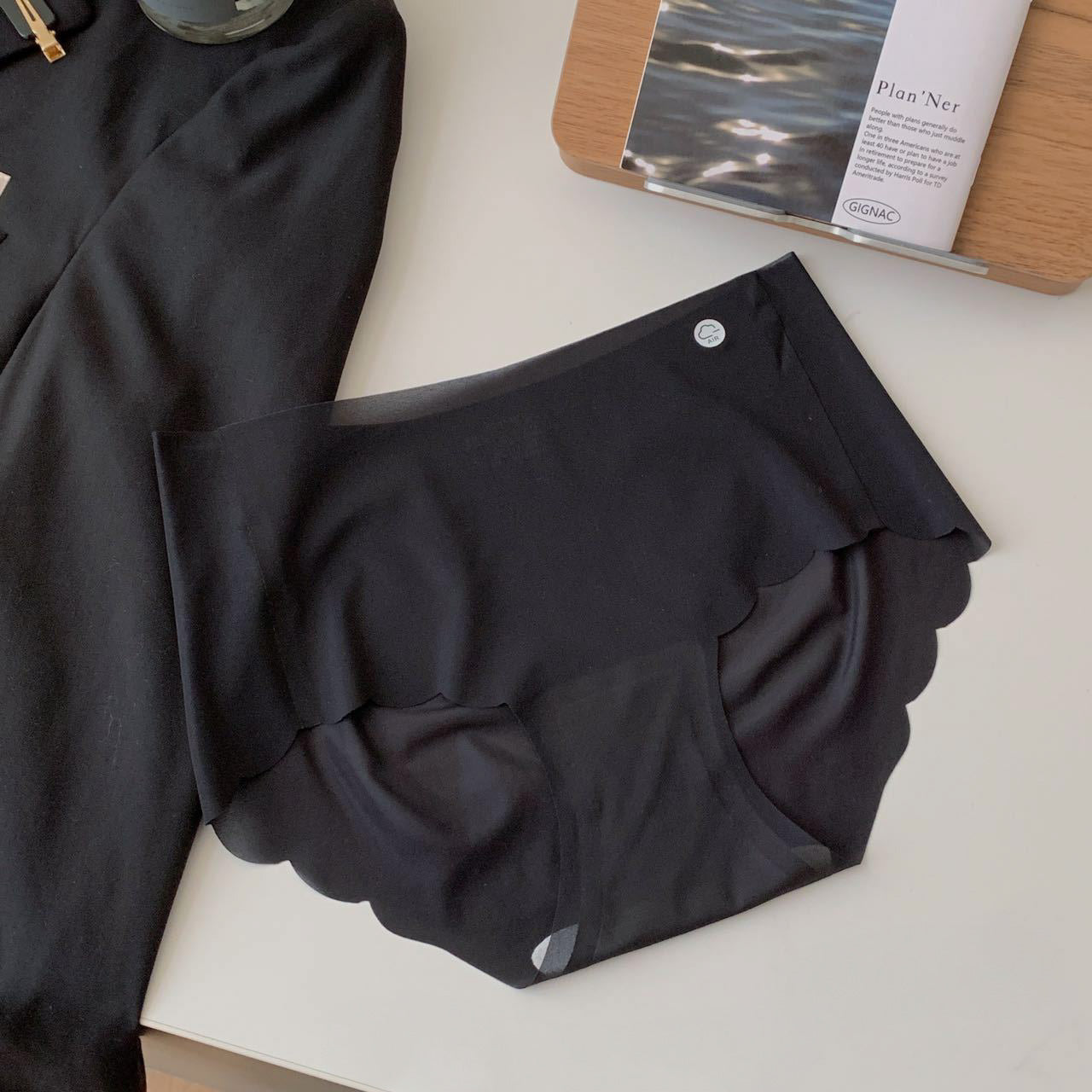 Ice Silk Buttermilk Seamless Panties