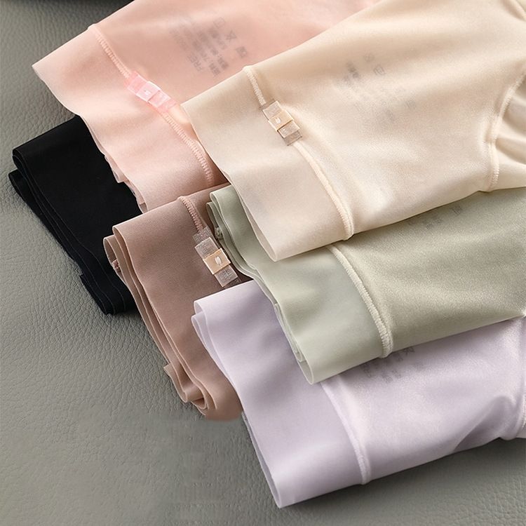 Dearcurve's Ultra thin Ice Silk Traceless Panties