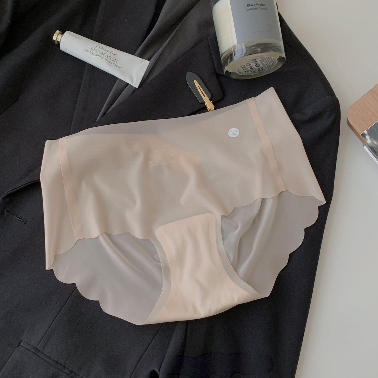 Ice Silk Buttermilk Seamless Panties