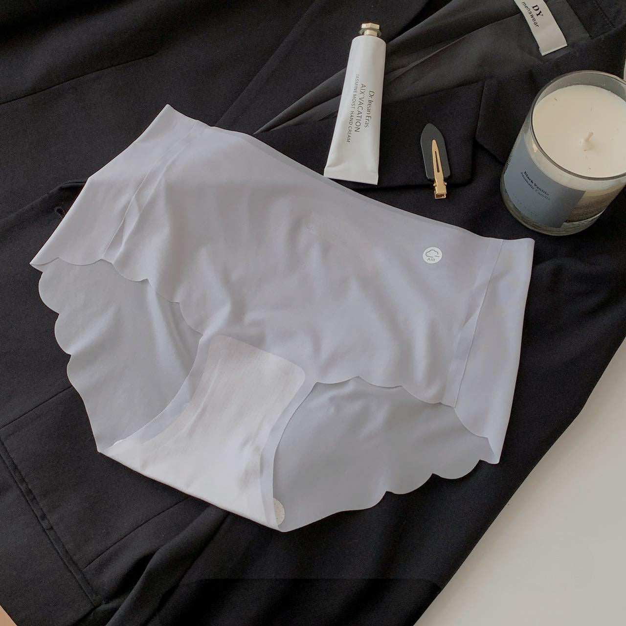 Ice Silk Buttermilk Seamless Panties