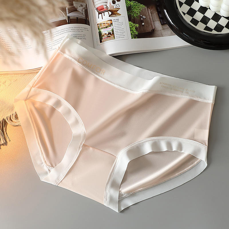 Ultra-Soft Ice Silk Seamless Panties – Breathable No-Show Fit